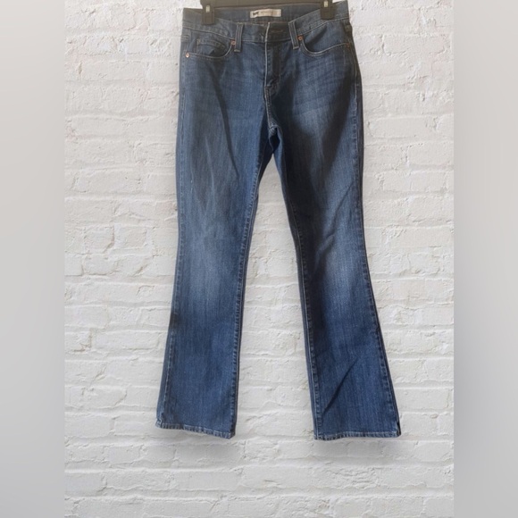 Levi's 515 Women's Jeans Blue Size 4M Boot Cut Flap Pockets Mid Rise 30" Denim - Picture 1 of 9